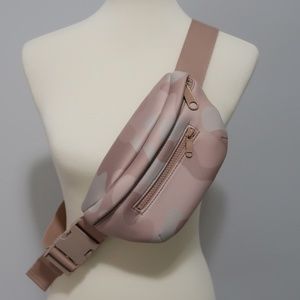 Dagne Dover belt bag